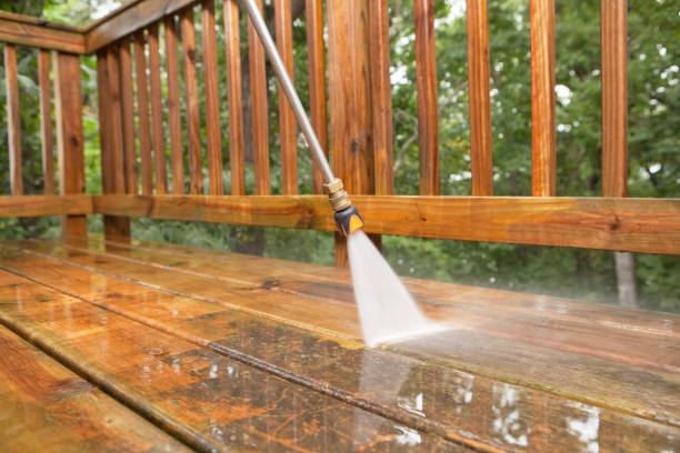 Best Deck Pressure Washing  in Snellville, GA